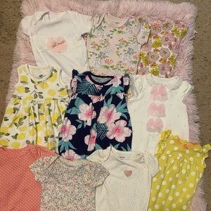 10 onesies/rompers!